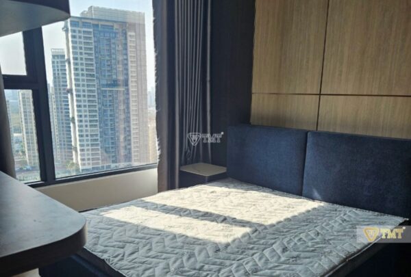 Cho thuê căn hộ 2 phòng ngủ tòa West diện tích 68m2, view thoáng không chắn (8)