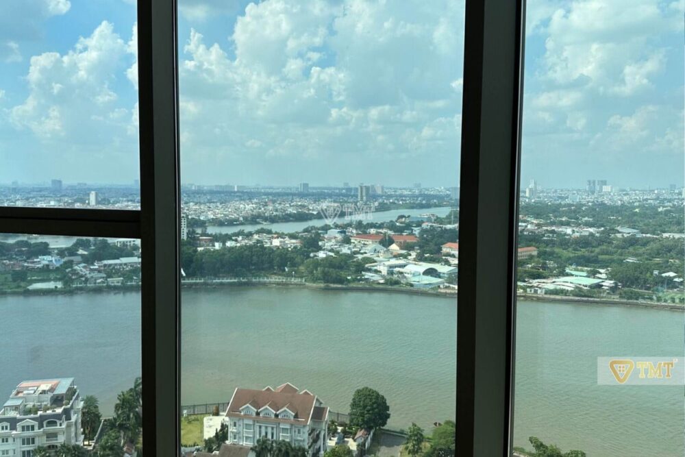Bán căn hộ 3 phòng ngủ view sông, tầng cao diện tích lớn lên đến 131m2 (2)
