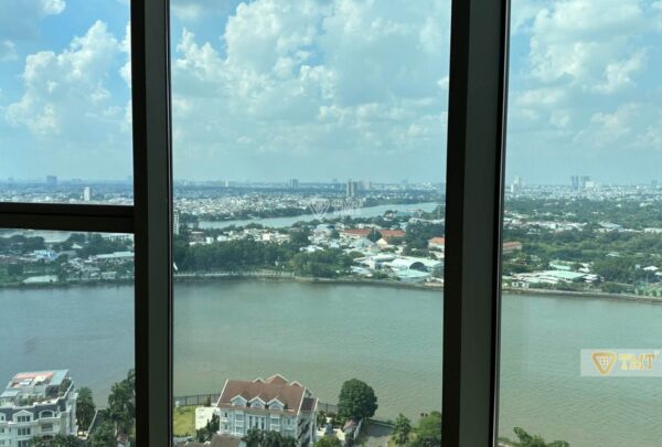 Bán căn hộ 3 phòng ngủ view sông, tầng cao diện tích lớn lên đến 131m2 (2)