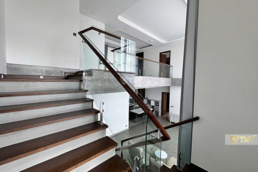 Cho thuê căn Duplex D’edge Thảo Điền diện tích 242m2 full NT