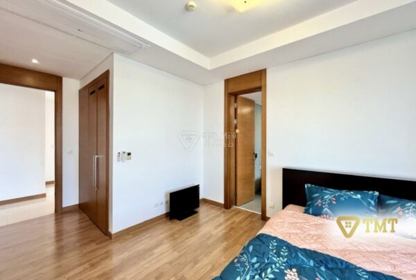 Cho thuê căn hộ 3 phòng ngủ Xi Riverview diện tích 145m2, ban công hướng Tây Nam (3)