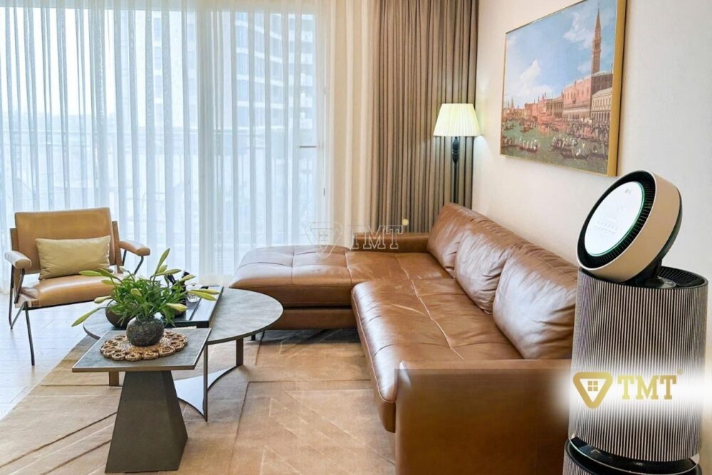 Cho thuê căn hộ 3 phòng ngủ hướng mát, diện tích 145m2, NT mới 100%