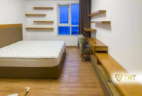 Cho thuê căn hộ 3PN tháp 103 diện tích 145m2, view sông, NT hiện đại (2)
