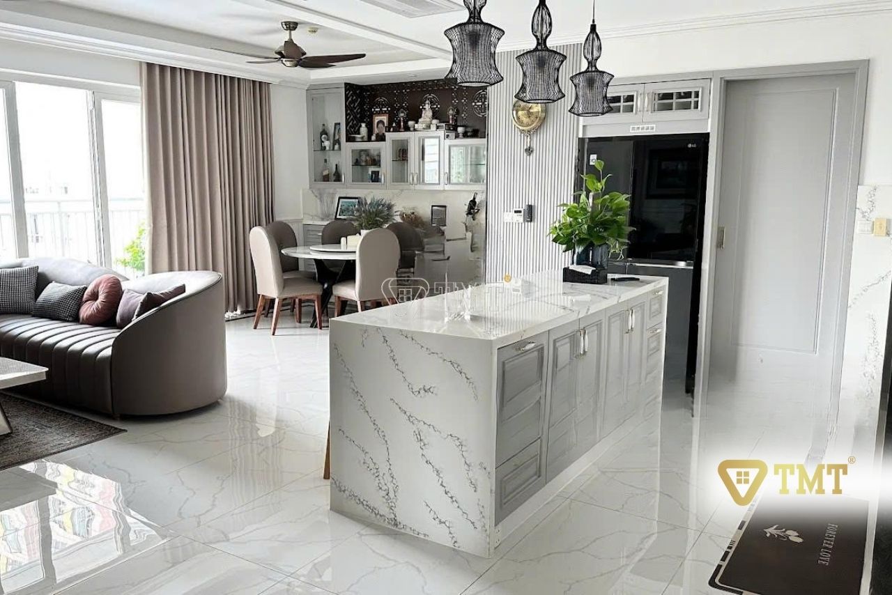 Cho thuê căn hộ 3PN view hồ bơi mát mẻ cả ngày, thiết kế nội thất cao cấp (1)